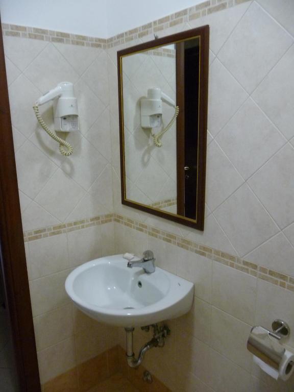 Agriturismo Biologico Corte Aragonese Santa Maria di Licodia Quarto foto